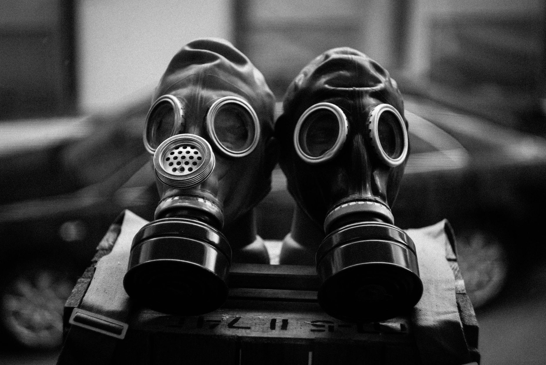 AI threat nuclear weapons