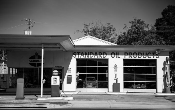 Standard Motor Products stock