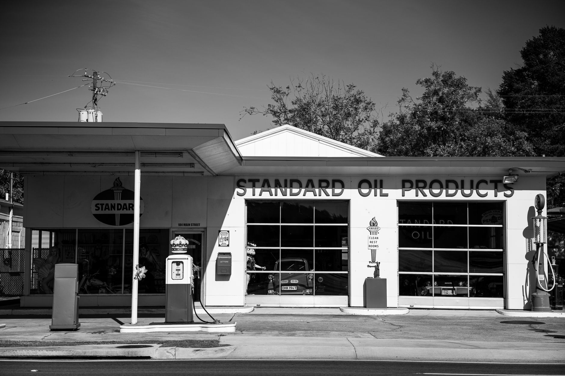 Standard Motor Products stock